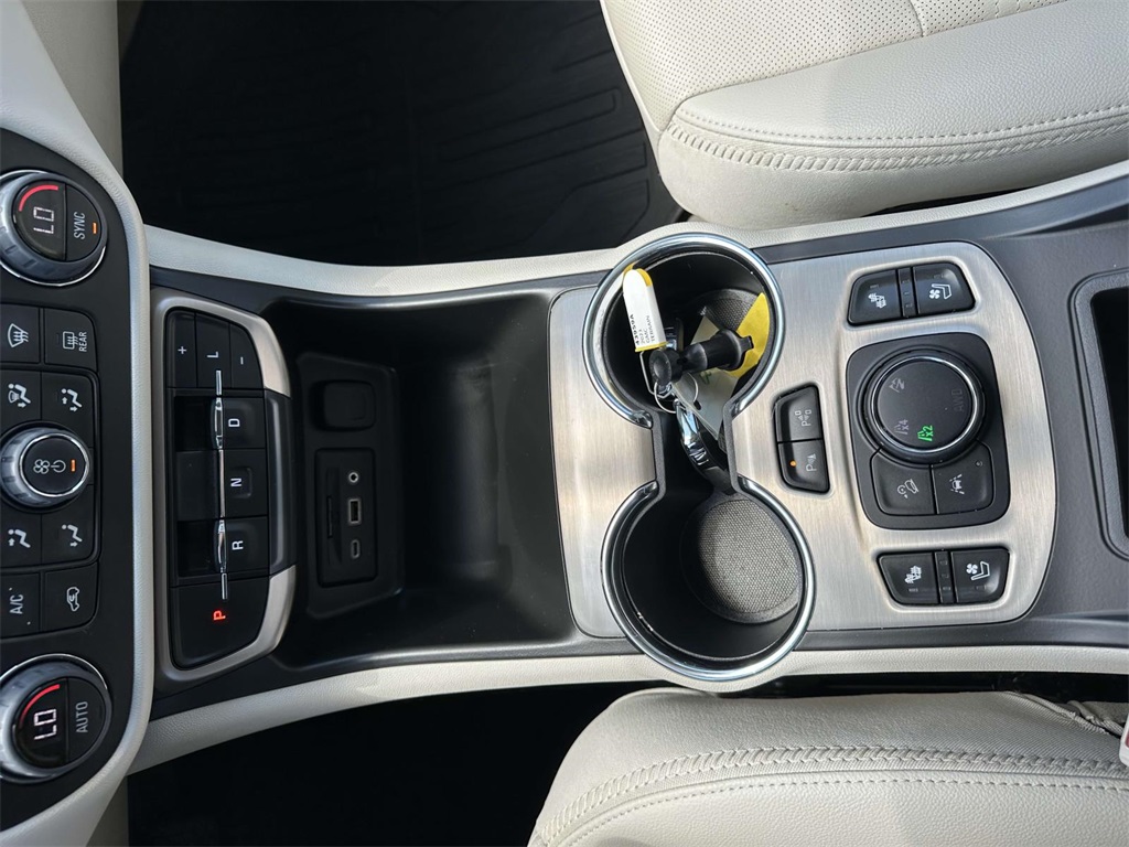 2023 Gmc Terrain Denali photo 15