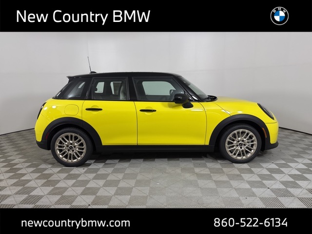 2025 Mini Cooper S Hardtop 4 Door Iconic photo 8
