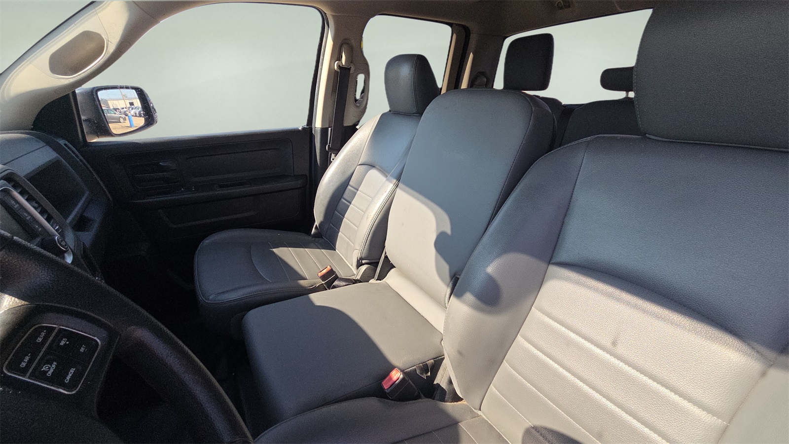 2018 Ram 1500 Tradesman photo 22