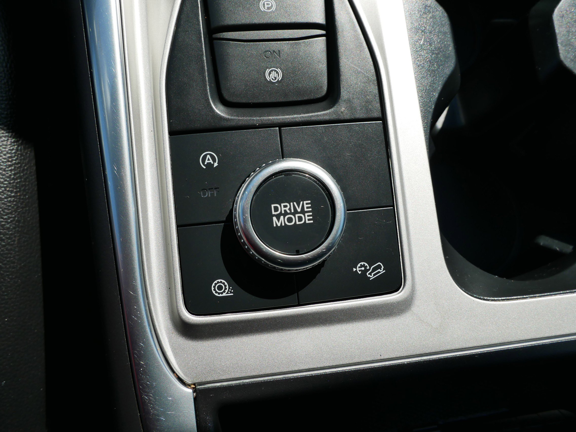 2023 Ford Explorer Limited photo 24