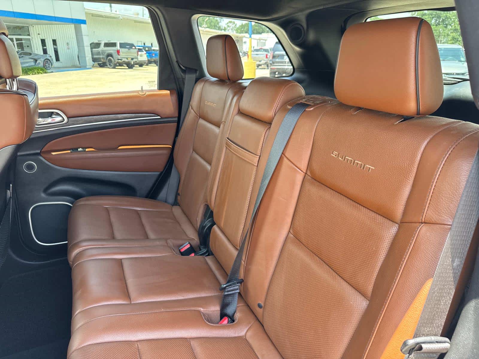 2021 Jeep Grand Cherokee Summit photo 32