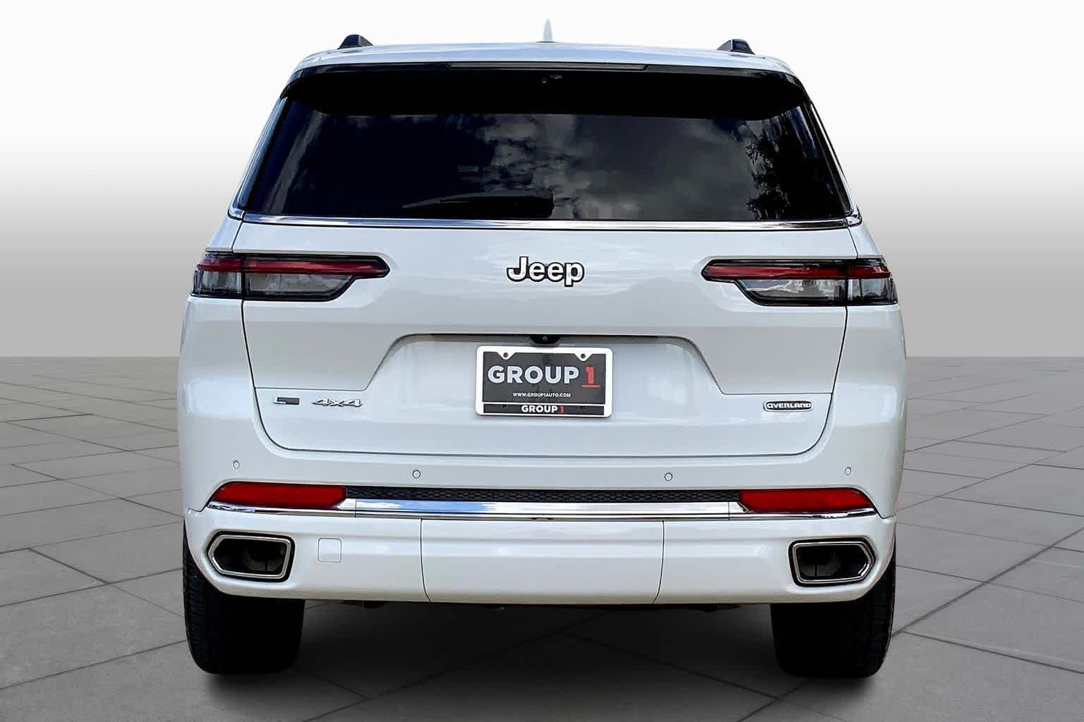 2021 Jeep Grand Cherokee Overland photo 4