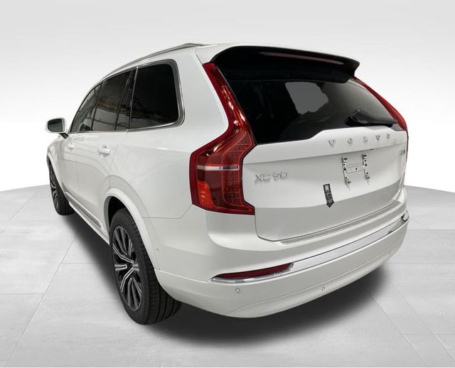 2025 Volvo XC90 Plus photo 2