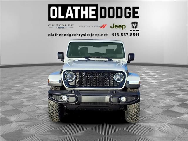 2025 Jeep Gladiator Willys photo 19