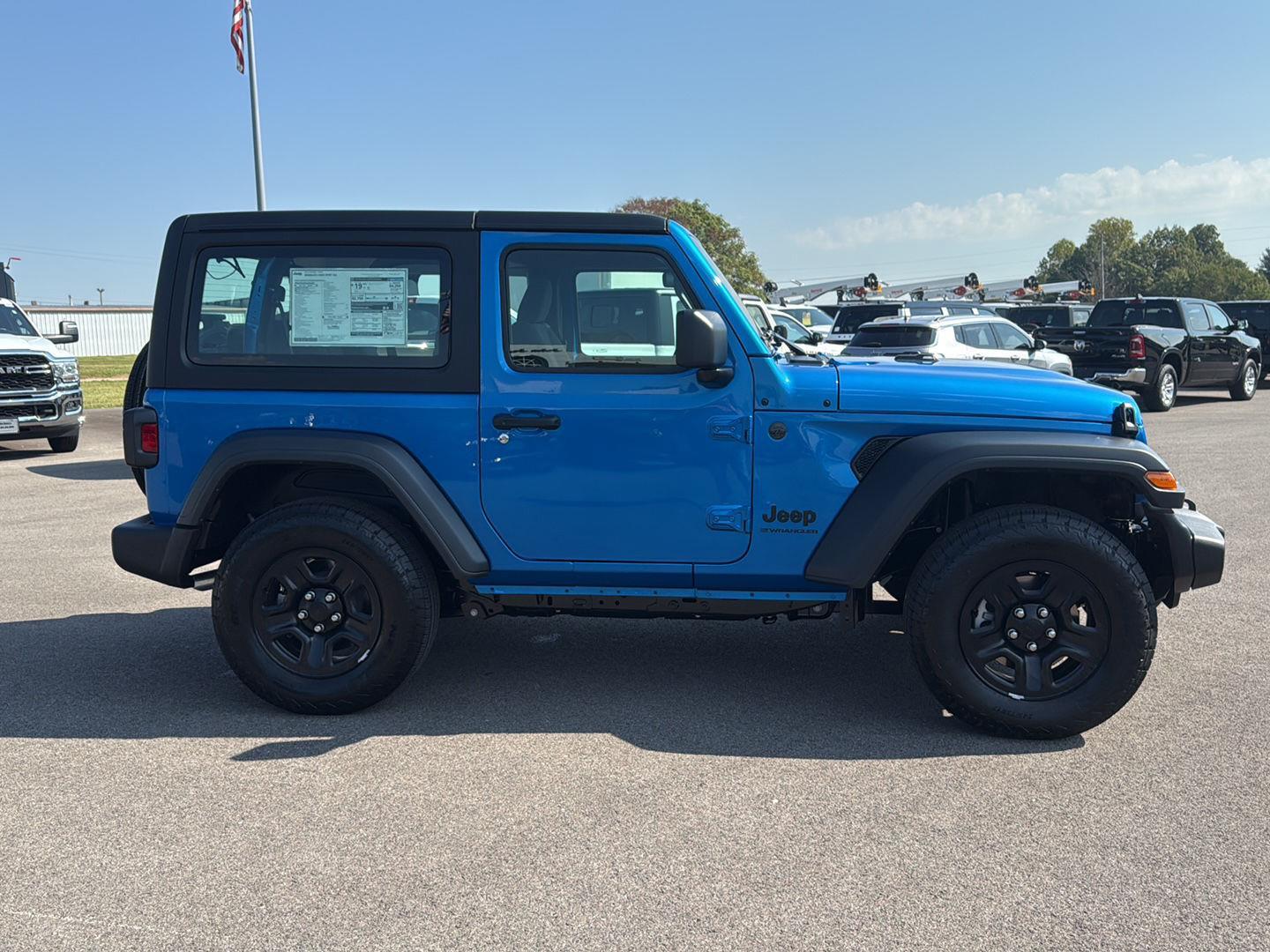 2025 Jeep Wrangler Sport photo 4