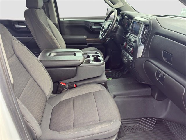 2021 Chevrolet Silverado LT photo 14