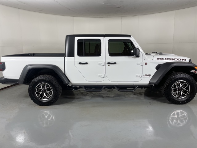 2024 Jeep Gladiator Rubicon photo 8