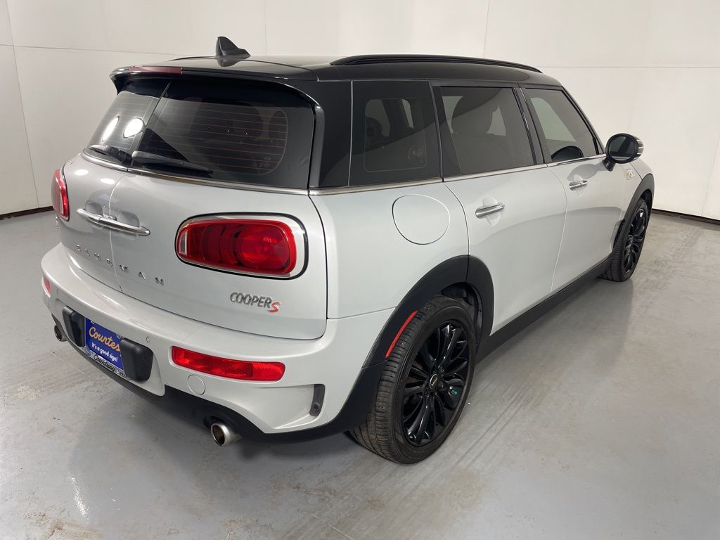 2019 Mini Cooper S Iconic photo 9