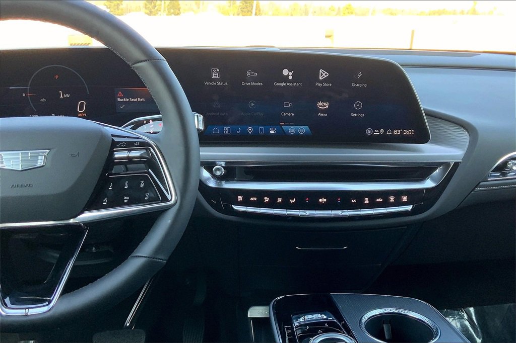2025 Cadillac Lyriq Sport photo 7