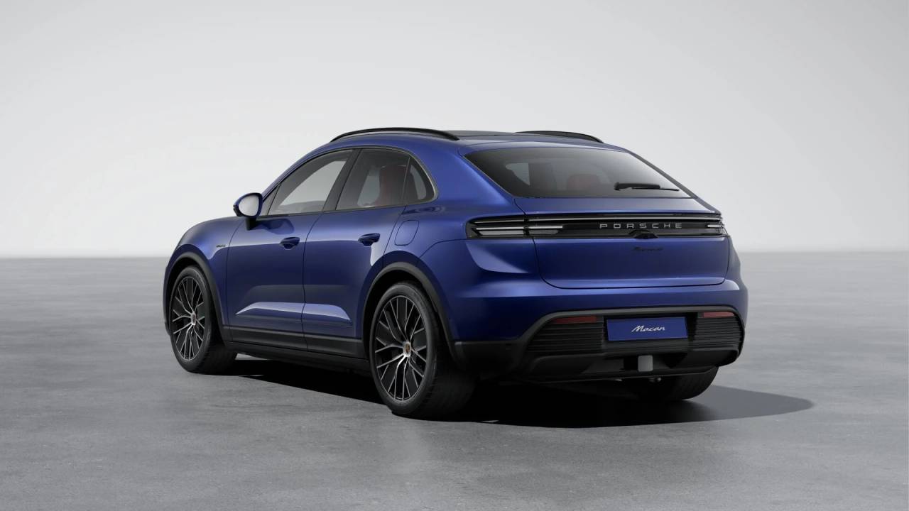 2026 Porsche Macan 4 Electric photo 3