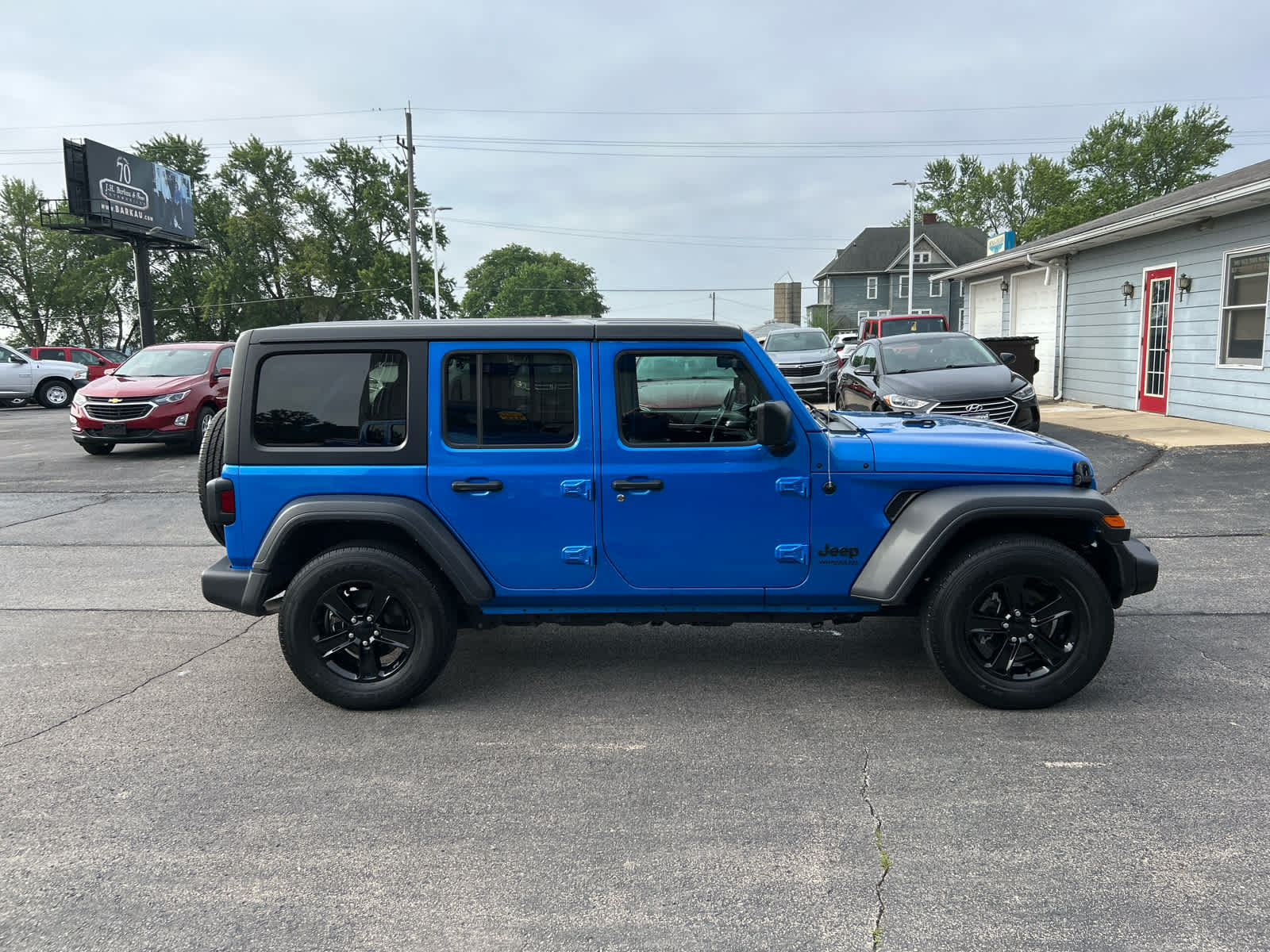 2021 Jeep Wrangler Unlimited Sport Altitude photo 2