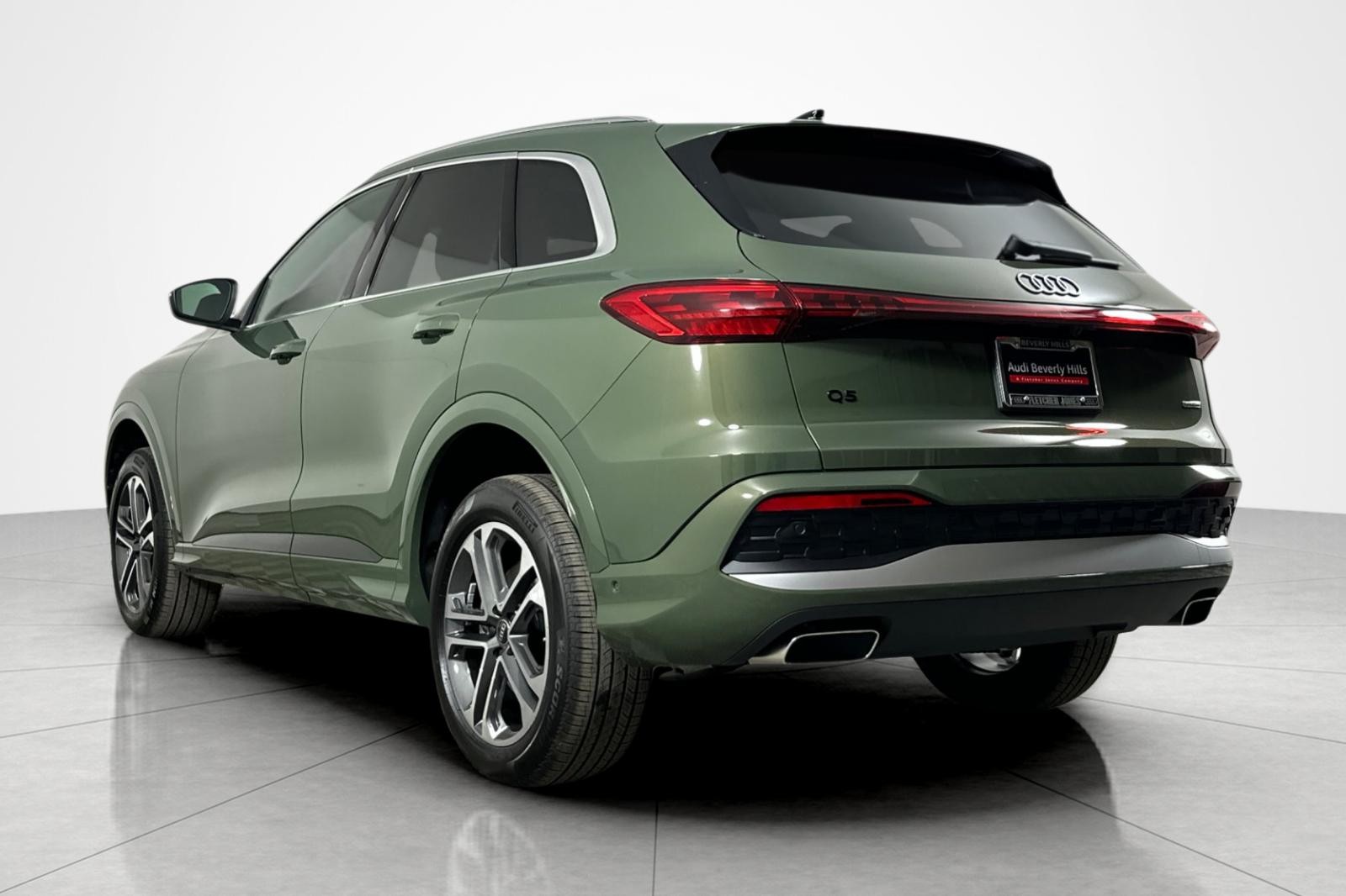 2025 Audi Q5 Premium TFSI photo 4
