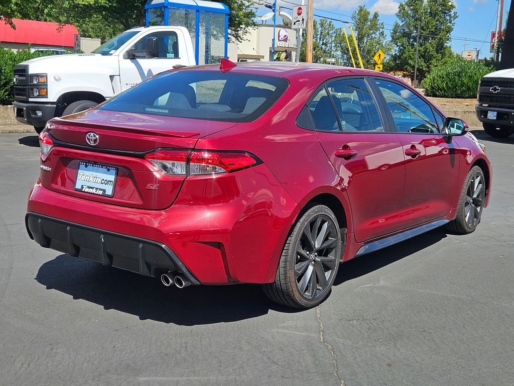 2023 Toyota Corolla SE photo 5