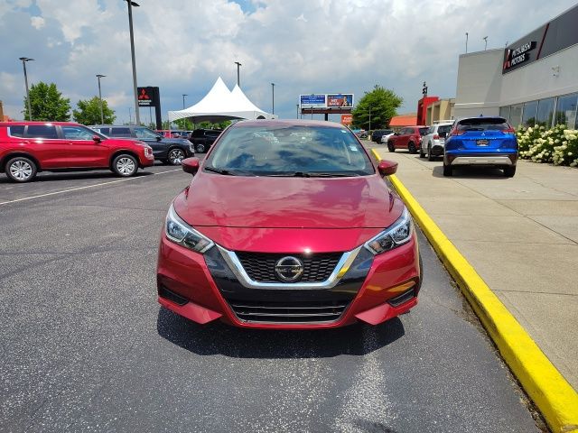 2020 Nissan Versa 1.6 SV photo 2