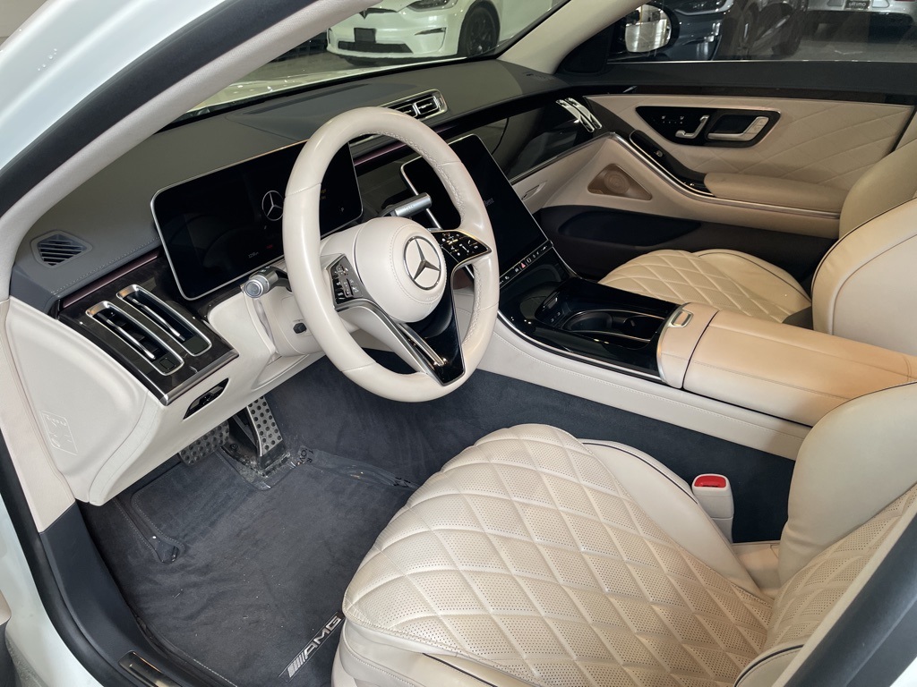 2022 Mercedes Benz S 580 4MATIC photo 2