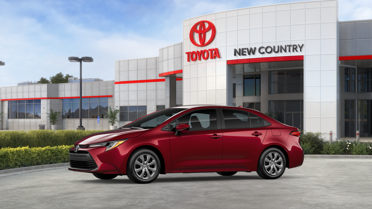 2026 Toyota Corolla LE photo 3
