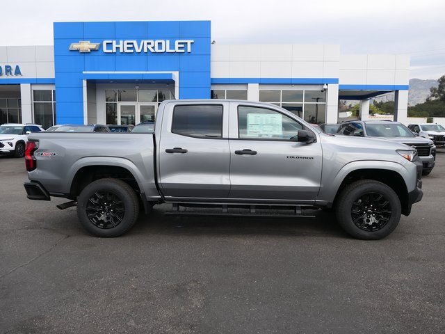 2026 Chevrolet Colorado Work Truck photo 2