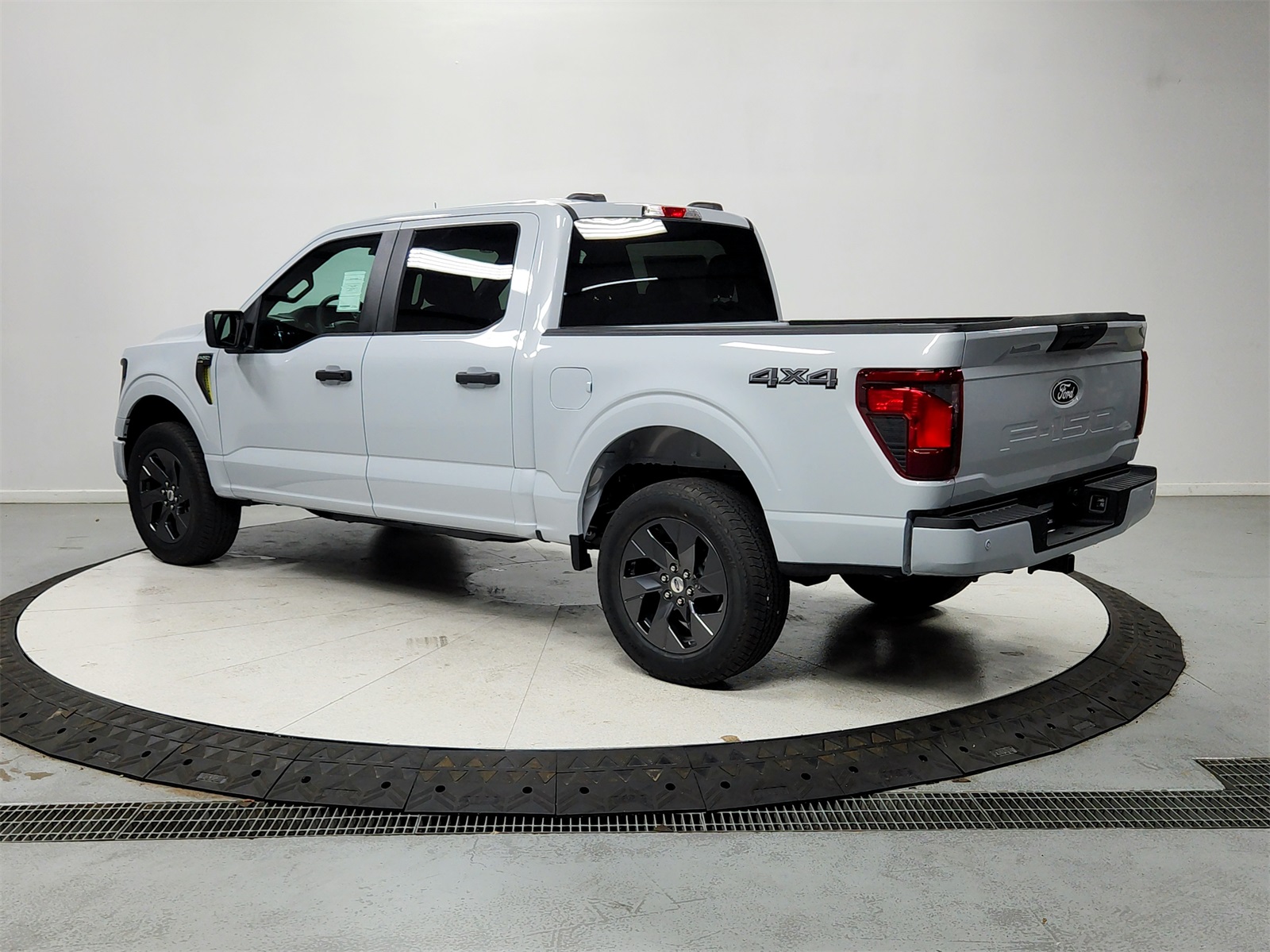 2025 Ford F-150 STX photo 3