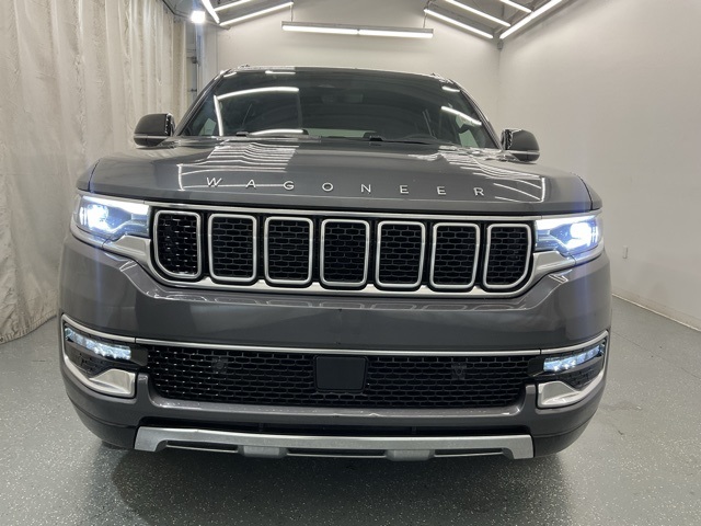 2024 Jeep Wagoneer L Series III photo 2