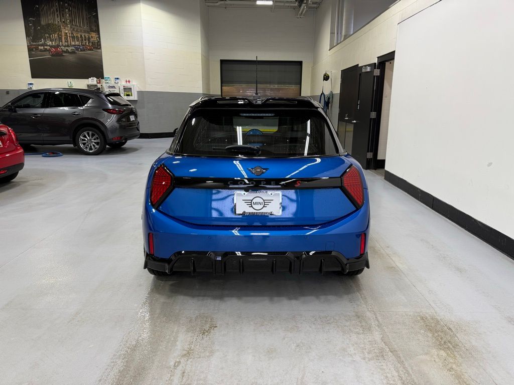 2025 Mini Cooper Hardtop S photo 4