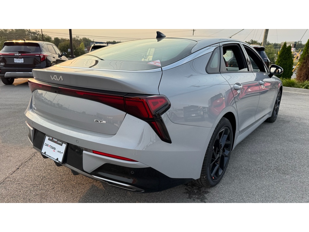 2026 Kia K5 GT-Line photo 3