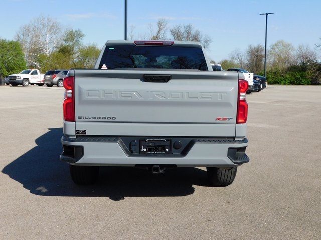 2024 Chevrolet Silverado 1500 RST photo 4