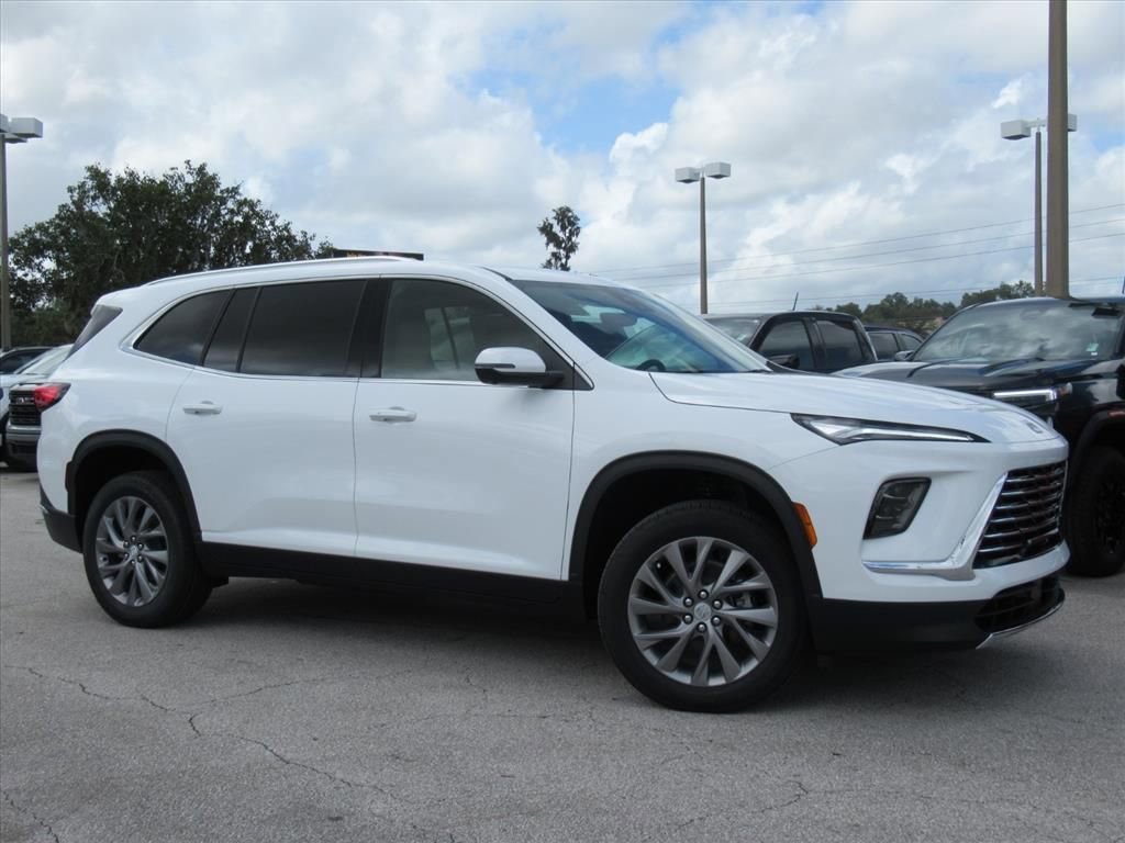 2026 Buick Enclave Preferred photo 2
