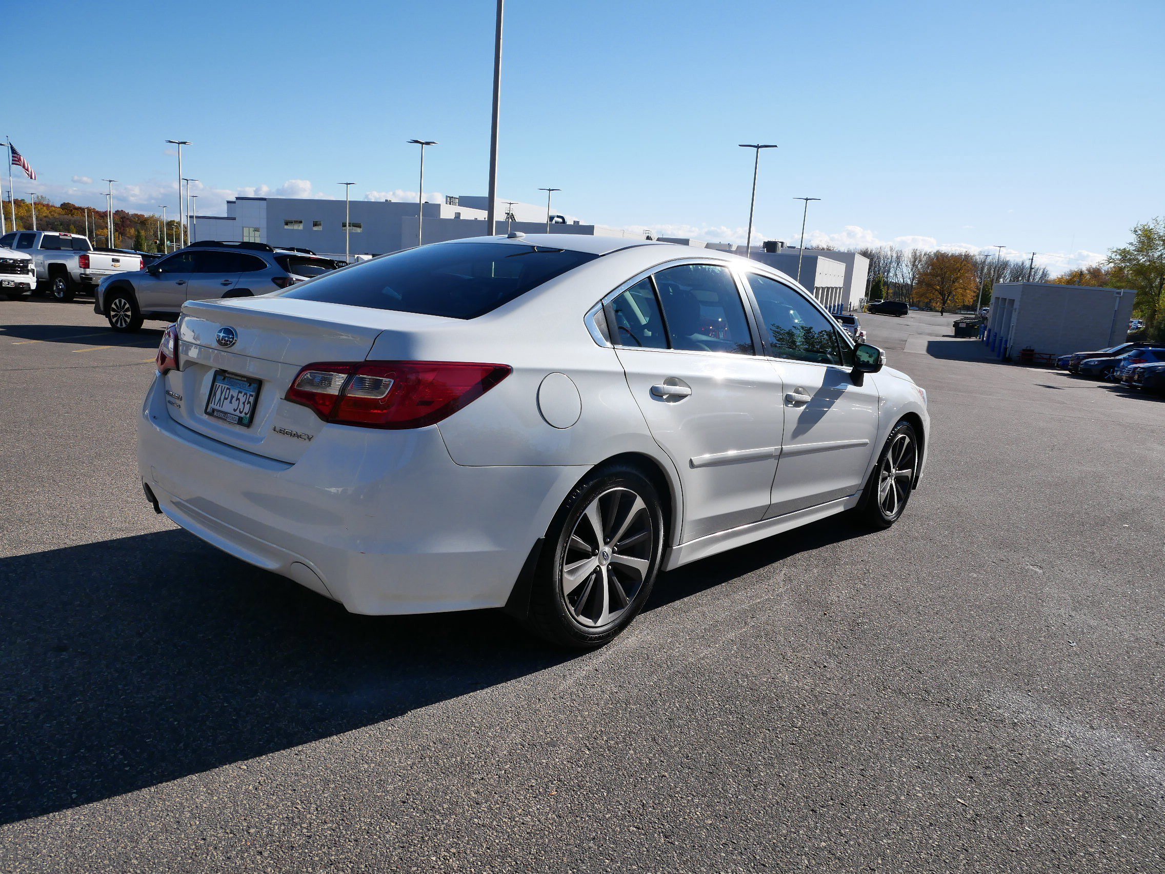 2015 Subaru Legacy 2.5i Limited photo 4