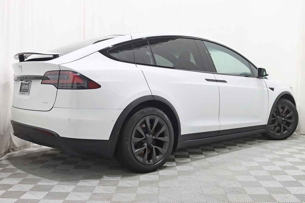 2022 Tesla Model X Plaid photo 8