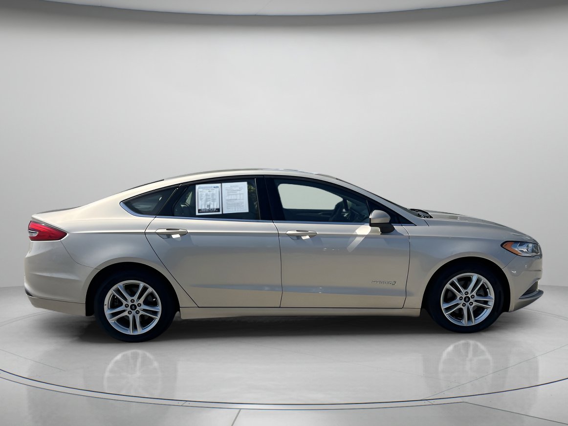 2018 Ford Fusion Hybrid S photo 2