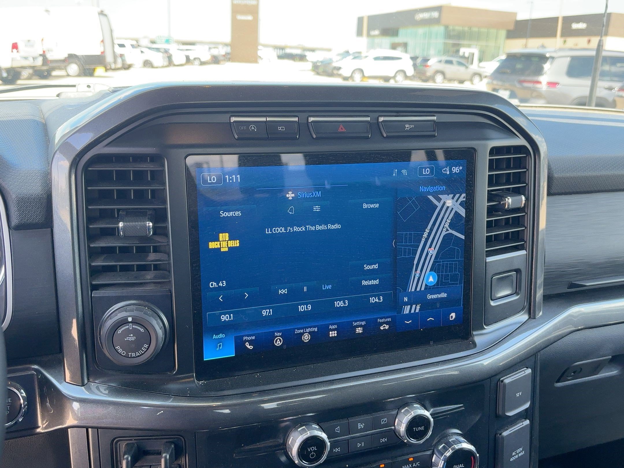 2023 Ford F-150 XLT photo 18