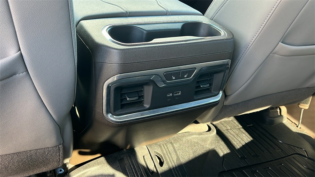 2023 Gmc Sierra 1500 SLT photo 4