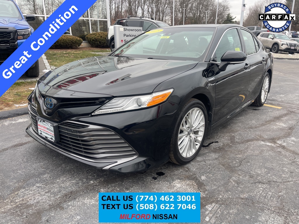 2018 Toyota Camry XLE Hybrid's photo