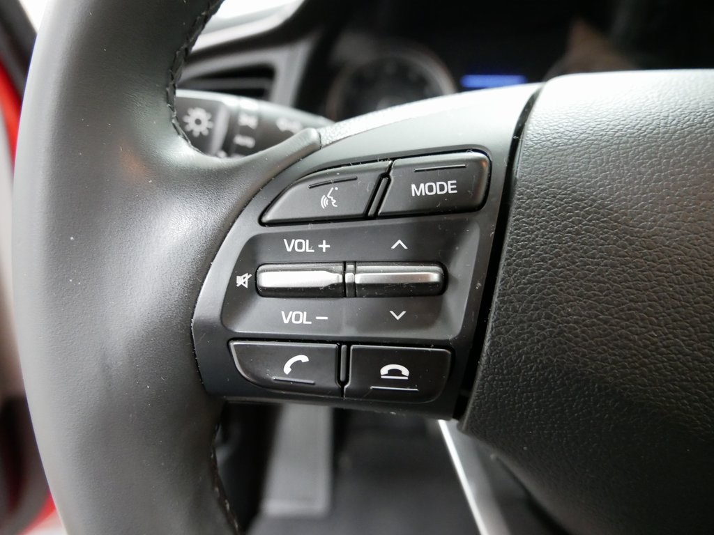 2020 Hyundai Elantra Value Edition photo 22