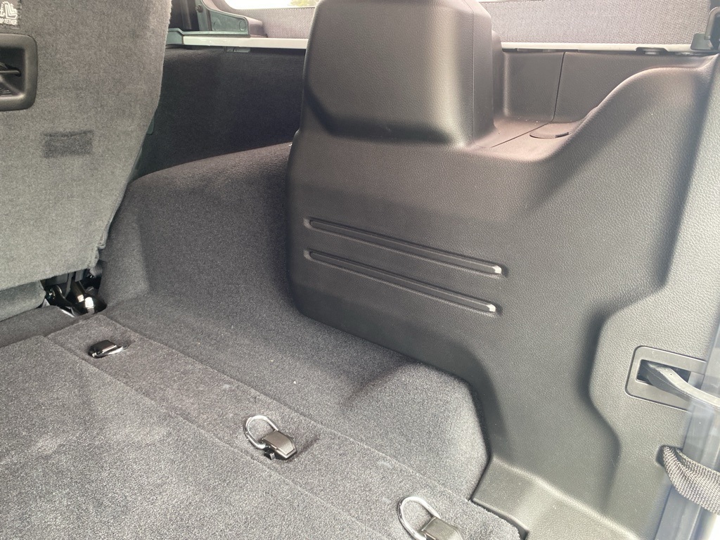 2025 Jeep Wrangler Sahara photo 11