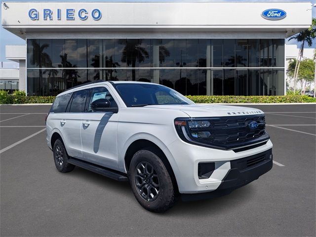 2025 Ford Expedition Active's photo