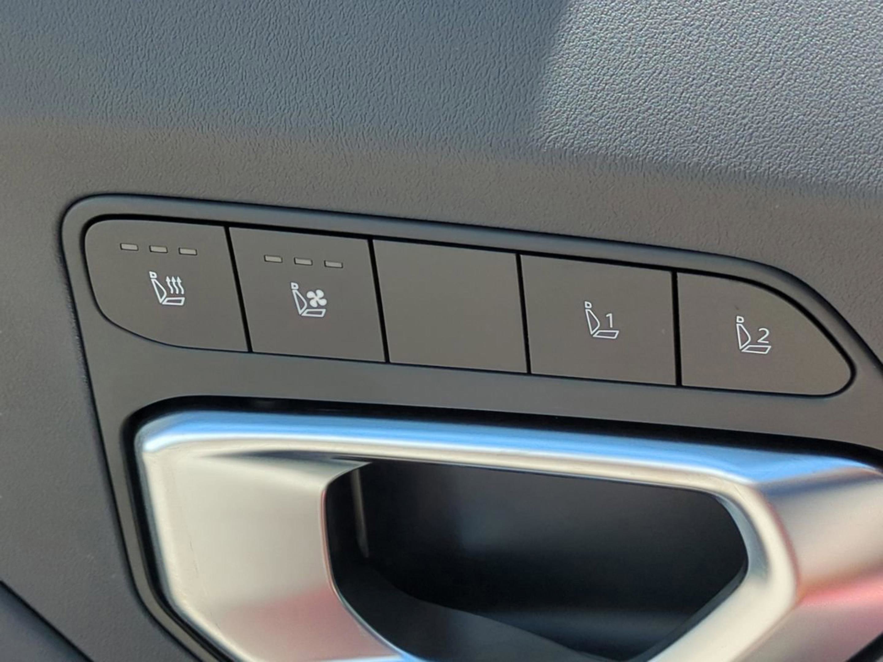 2025 Kia K4 GT-Line photo 23