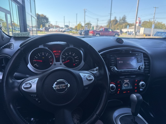 2017 Nissan Juke SV photo 22