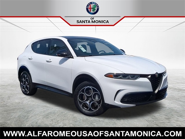 2025 Alfa Romeo Tonale Base