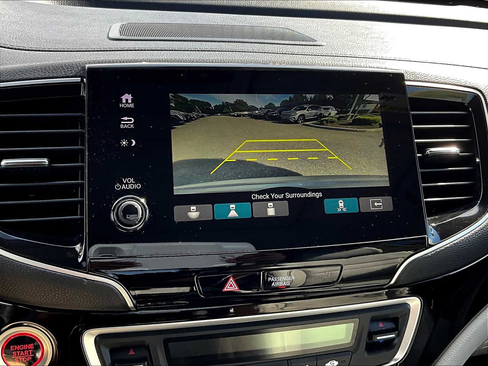 2020 Honda Pilot Elite photo 18