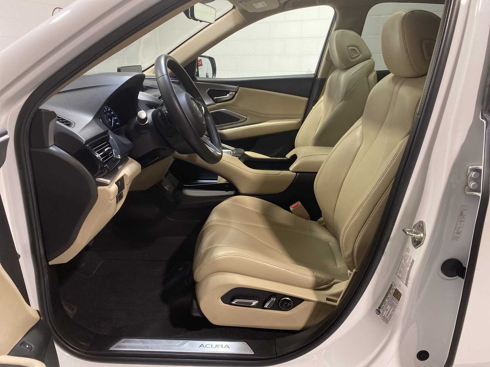 2020 Acura RDX photo 2