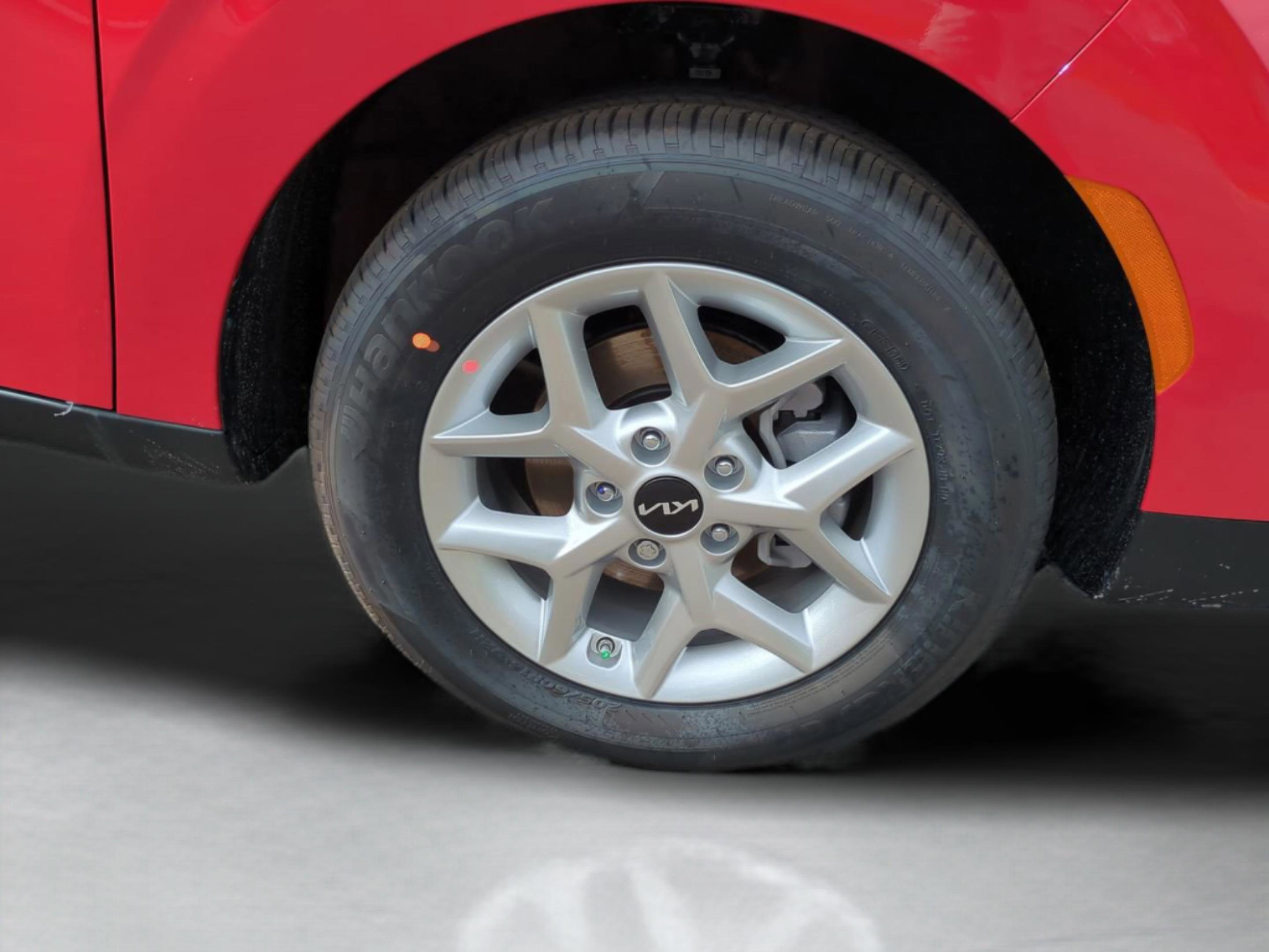 2025 Kia Soul S photo 11