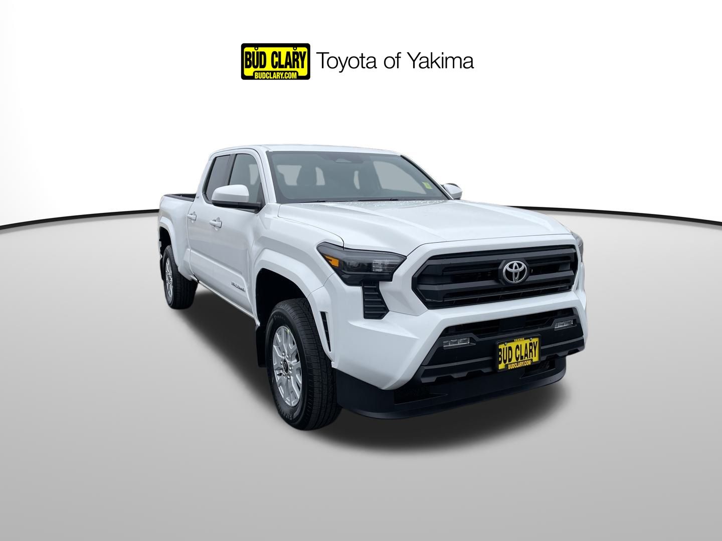 2026 Toyota Tacoma SR5's photo