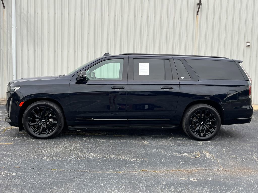 2021 Cadillac Escalade ESV Sport Platinum photo 2