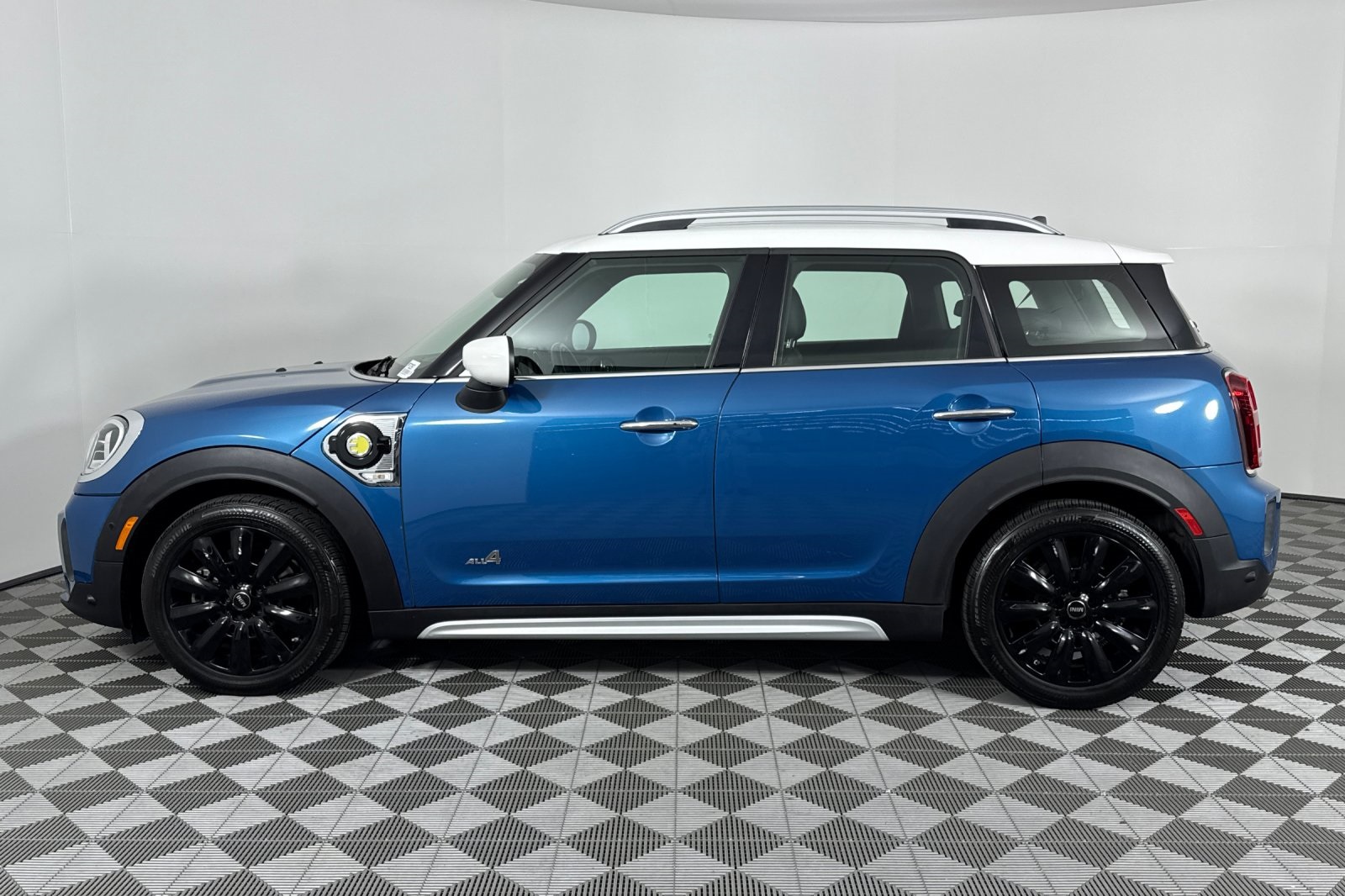 2021 Mini Countryman SE ALL4 photo 6