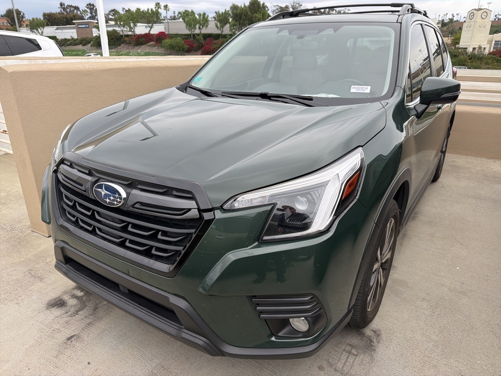 2023 Subaru Forester Limited's photo