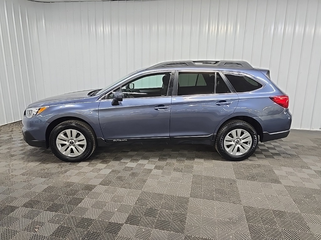 2015 Subaru Outback 2.5i Premium photo 5