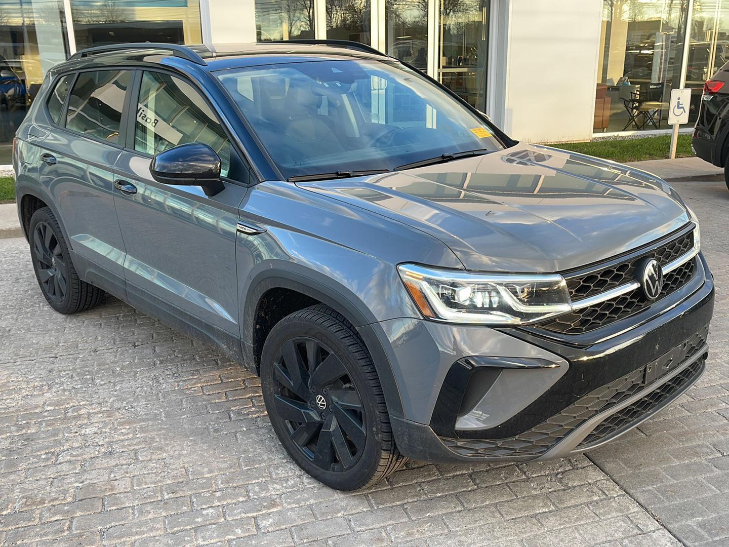 2024 Volkswagen Taos SE photo 3