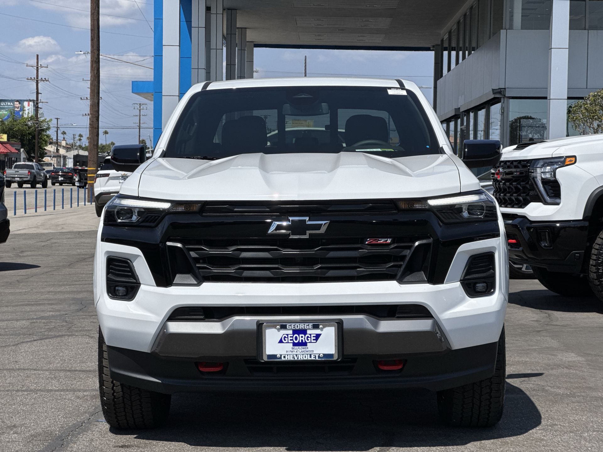 2026 Chevrolet Colorado Z71 photo 2