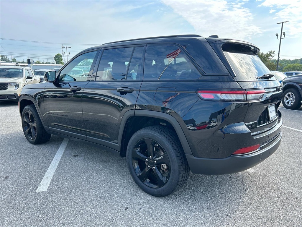 2023 Jeep Grand Cherokee Altitude X photo 4